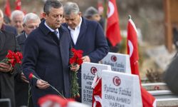 CHP lideri Özgür Özel Adıyaman ve Kahramanmaraş'ta Ziyarette Bulundu