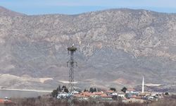 Baharın müjdecisi leylekler Malatya’daki yuvalarına dönmeye başladı