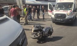 Serik'te minibüs ile motosikletin çarpıştığı kazada 1 kişi yaralandı