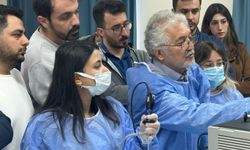 Adana'da KBB hekimleri kadavra üzerinde kurs aldı