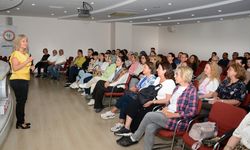 Adana’da eczacılara stres konulu eğitim verildi