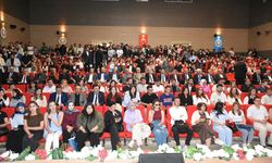 Çalışma ve Sosyal Güvenlik Bakan Yardımcısı Aydın, Malatya'da öğrencilerle buluştu