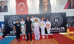 Kumlucalı minik judocular 10 madalya kazandı