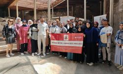 Malatya'da üniversite öğrencileri tarihi yerleri gezdi
