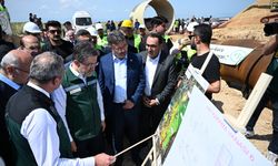 Tarım ve Orman Bakanı Yumaklı, Adana'da Yedigöze Sulama Projesi'nde incelemelerde bulundu: