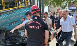 Kahramanmaraş’ta otomobil halk otobüsüne arkadan çarptı: 1 ölü 8 yaralı
