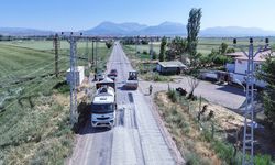Afşin’de Grup Yolu Yenileniyor