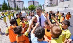 Bakan Tekin, Kahramanmaraş'ta Okulları Ziyaret Etti