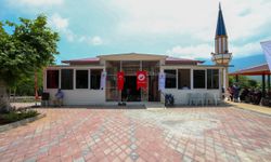 İskenderun'da depremde yıkılan caminin yerine yenisi inşa edildi