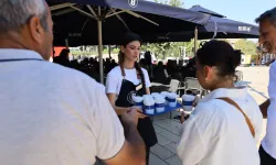 Bursa'da BURFAŞ'tan çarşı esnafına kahve ikramı