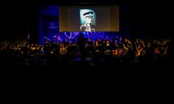 Çukurova Devlet Senfoni Orkestrası 'Atatürk'ü Anma Konseri' verdi