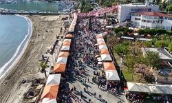 Antalya'da '15. Uluslararası Yeni Yıl Pazarı' açıldı