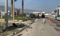 Hatay'da iki aracın çarpıştığı kazada 5 kişi yaralandı