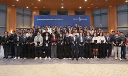 İş Bankası'nın 'Altın Gençler' geleneğiyle 54 yılda 4 bine yakın genç ödüllendirildi