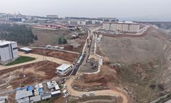 Yeni Yurtlar İçin Yol İnşa Ediliyor