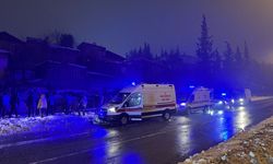 Kahramanmaraş'ta köprüden düşen otomobildeki 5 kişi yaralandı