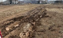 Elbistan’da Çamur Tepkisi