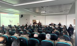 Doğanşehir'de jandarma uyuşturucuyla mücadele ve aile içi şiddet semineri verdi