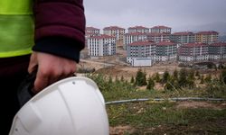 UMUT HEP VAR-ASRIN FELAKETİNDEN ASRIN İNŞASINA- Deprem bölgesinde kalıcı konut seferberliğinde 200 bin kişi sahada görev yaptı