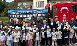 Anamur ilçesinde öğrencilere fidan dağıtıldı