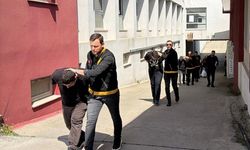 Adana'da 1 kişinin öldüğü, 3 kişinin yaralandığı silahlı kavgaya ilişkin 9 zanlı tutuklandı