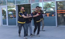 GÜNCELLEME 2 - Hatay'da satırla 3 kişiyi yaralayan zanlı tutuklandı