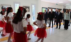 Hatay'da engelli çocuklar, 23 Nisan dolayısıyla çeşitli etkinliklerle bir araya geldi