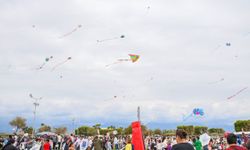 Kumluca'da 2. uçurtma şenliği düzenlendi