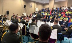 Malatya 2. Ordu Bölge Bando Komutanlığı Kale'de konser verdi