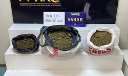 Adana'da otomobilde 20 kilo 500 gram esrar ele geçirildi