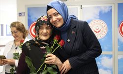 AK Parti Genel Başkan Yardımcısı Kaya, Antalya'da huzurevi sakinlerini ziyaret etti