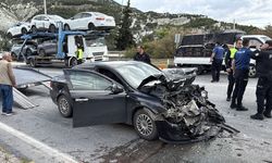 Burdur'da zincirleme trafik kazasında 5 kişi yaralandı