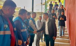 Feke Belediye Başkanı Cömert Özen, belediye personeliyle bayramlaştı