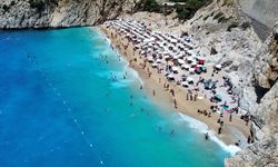Kaş'taki Kaputaş'ın Avrupa'daki en iyi 10 plaj listesine girmesi turizmcileri sevindirdi