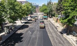 Cahit Zarifoğlu Caddesi’nde Asfalt Serimine Başlandı