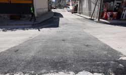 Akdeniz ilçesindeki yol bakım, onarım ve yenileme çalışmaları sürüyor