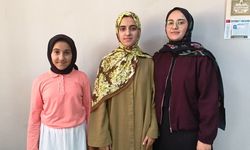 Bozyazı'da hafızlık kursunu tamamlayan kardeşler belgelerini aldı