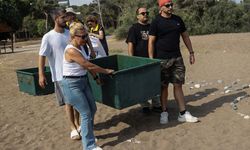 Mersin'de uydu takip cihazı takılan 2 yeşil deniz kaplumbağası denizle buluşturuldu