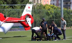Mide kanaması geçiren hasta ambulans helikopterle hastaneye götürüldü