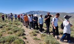Nemrut Dağı'nda doğa yürüyüşü yapıldı