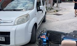 Osmaniye'de hafif ticari araçla çarpışan motosikletin sürücüsü yaralandı