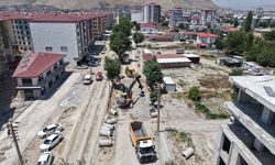 Elbistan Malatya Caddesi’nde Altyapı Yenileme Çalışmaları Sürüyor