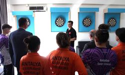 Antalya'da D.A.R.T Projesi'nde başarı gösteren kız çocukları ödüllendirildi