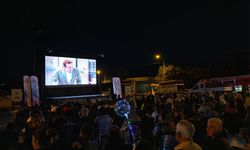 Arguvan'da gezici sinema tırı vatandaşlarla buluştu