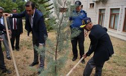 Bozyazı'da 'Okuma Salonu ve Sosyal Yaşam Alanı' açıldı