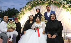 Burdur'da Down sendromlu 28 yaşındaki Elif Aldemir için temsili düğün yapıldı