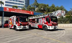 Kumluca itfaiyesine 2 yeni araç dahil edildi