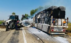 Osmaniye'de saman balyası yüklü tırda çıkan yangın söndürüldü