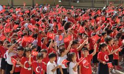 Silifke'de ilk ders zilini Kaymakam Eyüp Fırat çaldı