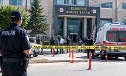Adliye önünde silahlı kavga: 3 yaralı
